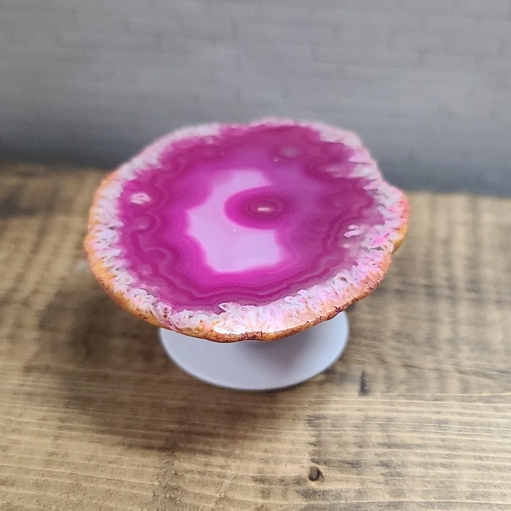 💜 3/$25 Pink geode phone grip - Picture 5 of 5